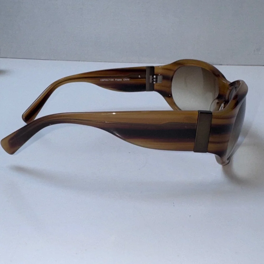Ann Taylor Sunglasses Women One Size Brown Striped Oval Gradient 139733-7133